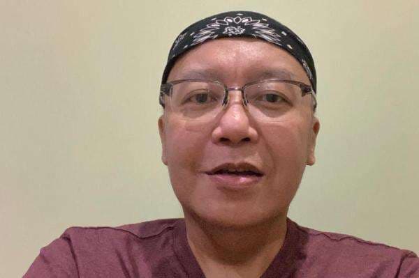 Ari Lasso Dinyatakan Bersih dari Kanker, Begini Penampilannya usai Jalani Kemoterapi Terakhir Ari Lasso Dinyatakan Bersih dari Kanker, Begini Penampilannya usai Jalani Kemoterapi Terakhir