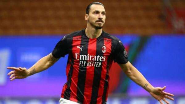 Masih Cedera, Lord Zlatan Ibrahimovic Nekat Lakukan Latihan Ekstrem Masih Cedera, Lord Zlatan Ibrahimovic Nekat Lakukan Latihan Ekstrem