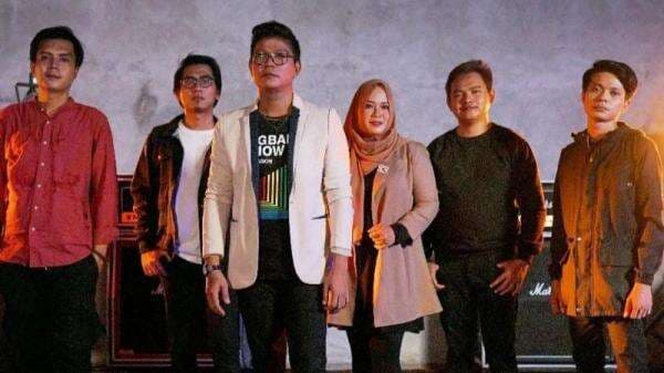 Chord Gitar dan Lirik Lagu Doy Kangen Band, Paling Populer di Era 2000-an Chord Gitar dan Lirik Lagu Doy Kangen Band, Paling Populer di Era 2000-an