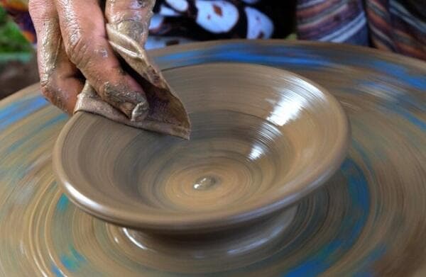 Pengertian Seni Rupa Terapan, Contoh dan Jenisnya Lengkap Pengertian Seni Rupa Terapan, Contoh dan Jenisnya Lengkap