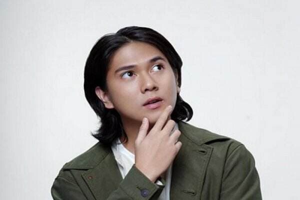 Iqbaal Ramadhan Ketahuan Bikin Tato di Tangan, Reaksi sang Ibunda Sungguh Tak Terduga