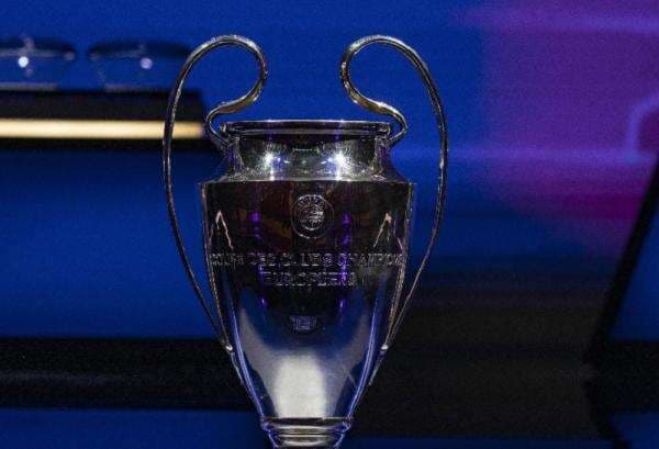 5 Bek Terhebat yang Belum Pernah Juarai Liga Champions, Nomor 1 Peraih Ballon dOr 5 Bek Terhebat yang Belum Pernah Juarai Liga Champions, Nomor 1 Peraih Ballon dOr