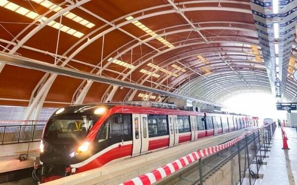 KAI Usulkan Tarif LRT Jabodebek Jarak Dekat dan Jauh Berbeda