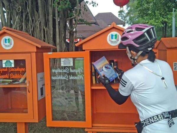 Begini Bentuk Perpustakaan Paling Mini! Kutu Buku Pasti Betah di Sini Begini Bentuk Perpustakaan Paling Mini! Kutu Buku Pasti Betah di Sini
