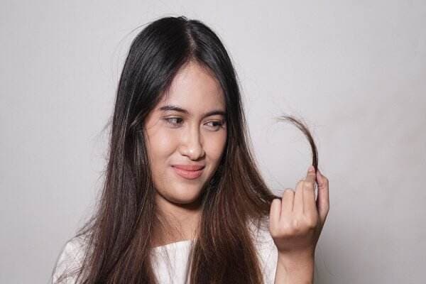 Solusi Rambut Rontok hanya dengan Lidah Buaya dan Kemiri, Begini