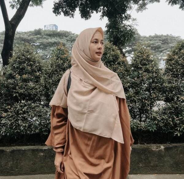 Paula Verhoven Unggah Potret Berhijab, Netizen: Jangan Nunggu Datang, Tapi Hidayahnya Dijemput Mama Pau