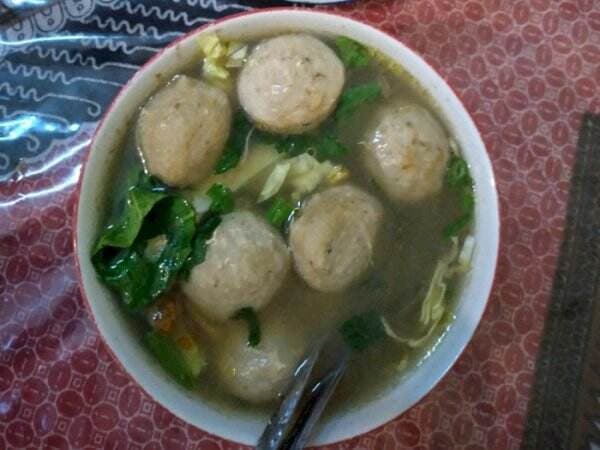 Nikmatnya Bakso Kerbau, Peninggalan Sunan Kudus Sehari Terjual hingga 100 Porsi