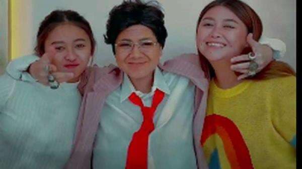 Hotman Paris Meradang! Gayanya Ditiru Artis Felicya Angelista dan Langsung Somasi Hotman Paris Meradang! Gayanya Ditiru Artis Felicya Angelista dan Langsung Somasi