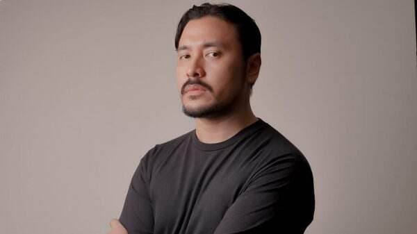 Biodata Ello aka Marcello Tahitoe Lengkap Umur dan Agama, Penyanyi Resmi Jadi Vokalis Baru Dewa 19 Biodata Ello aka Marcello Tahitoe Lengkap Umur dan Agama, Penyanyi Resmi Jadi Vokalis Baru Dewa 19