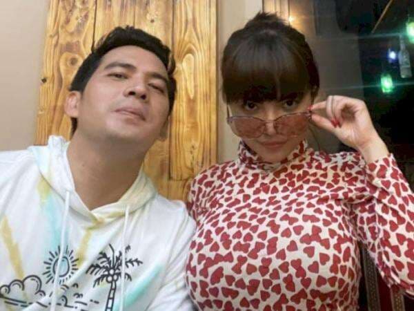 Gagal Menikah, Dinar Candy Beberkan Penyebabnya Putus dari Ridho Ilahi Gagal Menikah, Dinar Candy Beberkan Penyebabnya Putus dari Ridho Ilahi