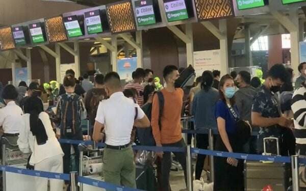 Penumpang Sempat Menumpuk di Pemeriksaan Imigrasi Bandara Soetta, Ada Kendala Jaringan