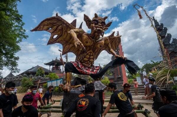 Mengenal Asal Usul dan Makna Pawai Ogoh-Ogoh saat Perayaan Nyepi