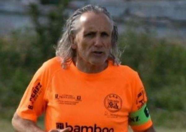 Mengenal Robert Carmona, Pesepak Bola Tertua Dunia yang Lampaui Kazuyoshi Miura Mengenal Robert Carmona, Pesepak Bola Tertua Dunia yang Lampaui Kazuyoshi Miura