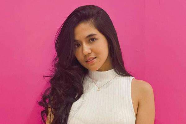 Profil dan Biodata DJ Una, Artis yang Viral usai Disawer Ratusan Juta Profil dan Biodata DJ Una, Artis yang Viral usai Disawer Ratusan Juta