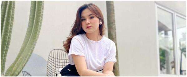 Jaga berat badan stabil, 9 makanan ini dikonsumsi Mahalini Raharja Jaga berat badan stabil, 9 makanan ini dikonsumsi Mahalini Raharja