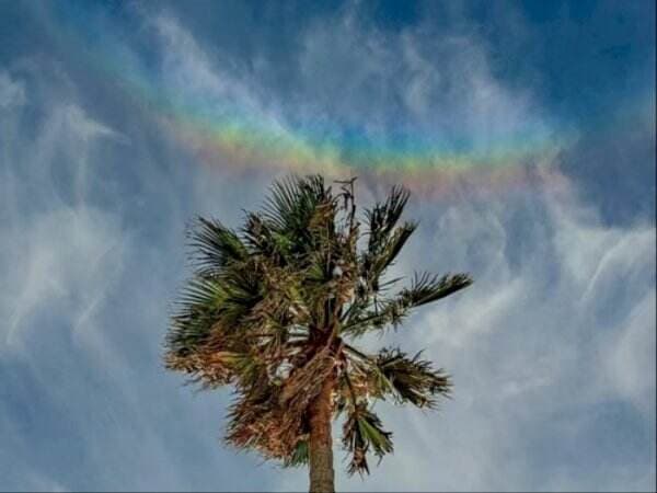 NASA Pamer Penampakan Pelangi Terbalik di Langit Italia, Fenomena Apa?