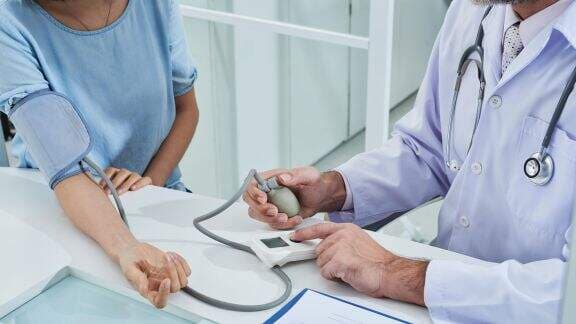 Ngeri Nyawa Jadi Taruhannya! Ini yang Terjadi pada Tubuh Jika Tekanan Darah Tinggi Disertai Masalah Kolesterol.. Ngeri Nyawa Jadi Taruhannya! Ini yang Terjadi pada Tubuh Jika Tekanan Darah Tinggi Disertai Masalah Kolesterol..