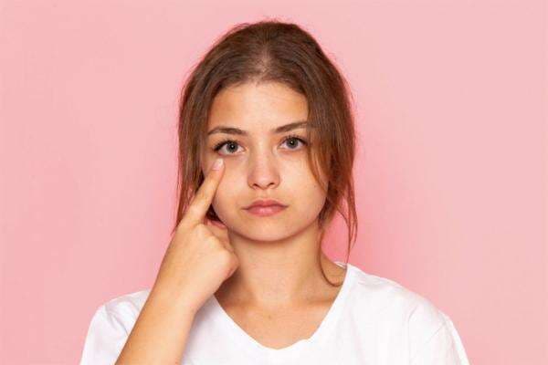 Cegah Mata Panda, Dokter: Pemakaian Eye Cream Harus dari Remaja Cegah Mata Panda, Dokter: Pemakaian Eye Cream Harus dari Remaja