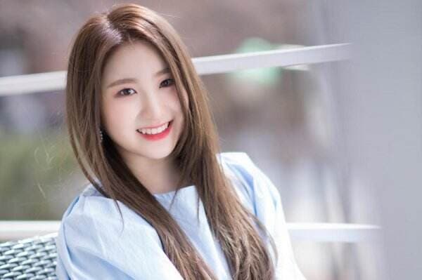 Lee Chae Yeon Eks IZ*ONE Diisukan Hengkang dari WM, Gabung HYBE Labels?