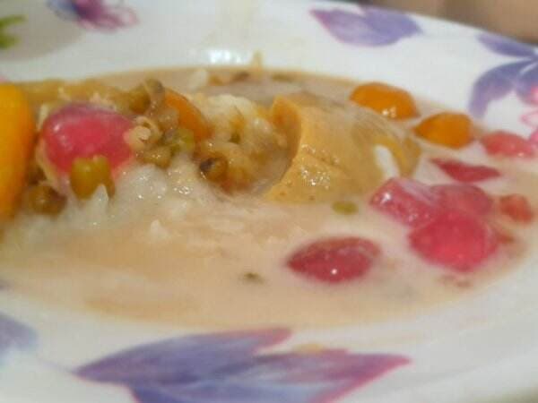 Kedai Ini Jual Bubur Kampiun Paling Enak di Jakarta, Terkenal dari Tahun 80-an!