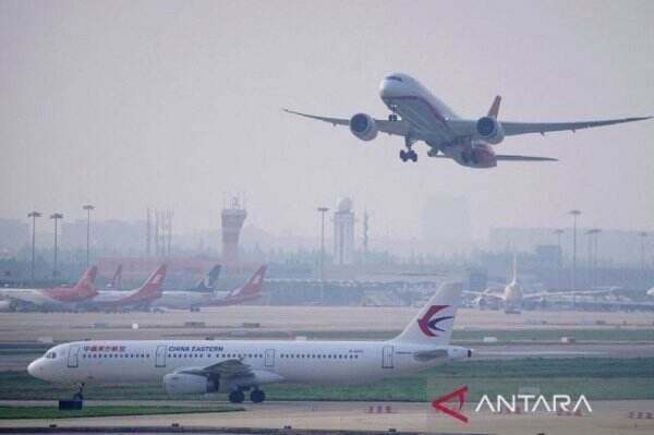 Ngeri, Pesawat Boeing Pengangkut 132 Penumpang Terjatuh di China