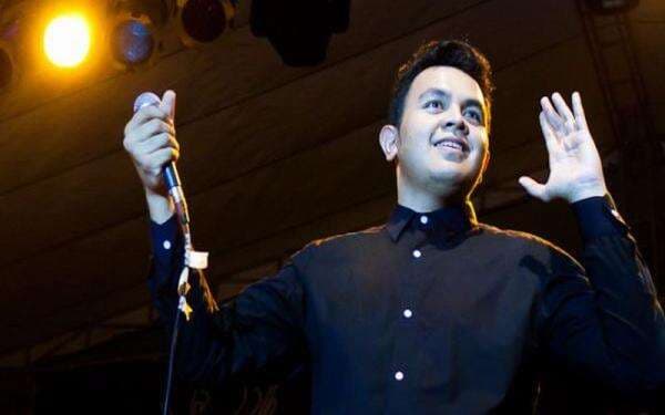 Lirik Lagu Hati-Hati di Jalan, Single Baru Tulus yang Trending di Media Sosial Lirik Lagu Hati-Hati di Jalan, Single Baru Tulus yang Trending di Media Sosial
