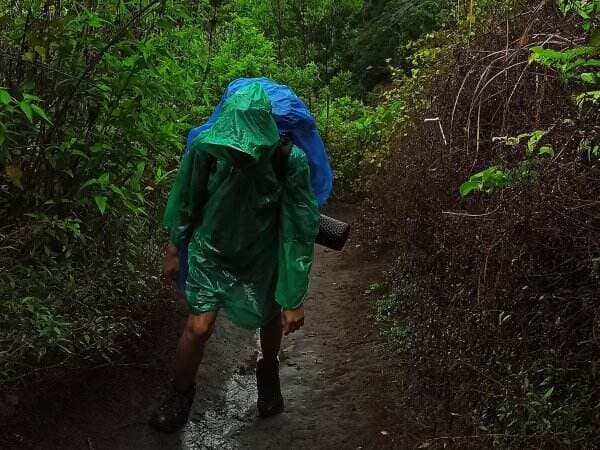 Cerita Horor Pendakian Gunung Buthak, Dengar Bisikan Gaib