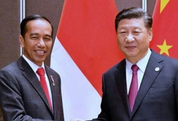 Luhut: Jokowi dan Xi Jinping Bakal Duet Resmikan Proyek Kereta Cepat Jakarta-Bandung