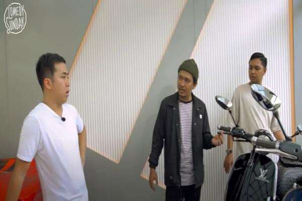 Tak Sekadar Skuter, Vespa Crazy Rich Surabaya ini Cukup Istimewa Tak Sekadar Skuter, Vespa Crazy Rich Surabaya ini Cukup Istimewa