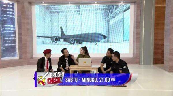 Lord Rangga Ajak Tim News TV Meeting di Hanggar Pesawat, Selengkapnya Hanya di Cross Check!, iNews Lord Rangga Ajak Tim News TV Meeting di Hanggar Pesawat, Selengkapnya Hanya di Cross Check!, iNews