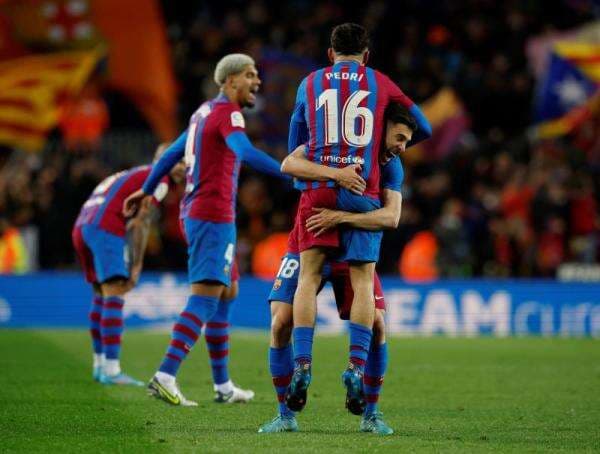 Hasil Barcelona vs Sevilla di Liga Spanyol 2021-2022: Menang 1-0, <i>Blaugrana</i> Kuasai Peringkat Kedua Hasil Barcelona vs Sevilla di Liga Spanyol 2021-2022: Menang 1-0, <i>Blaugrana</i> Kuasai Peringkat Kedua