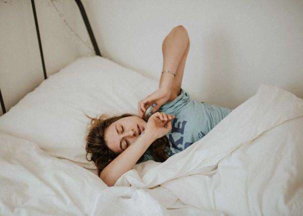 Sering Susah Tidur? Ini Penyebab Perempuan Rentan Alami Insomnia! Sering Susah Tidur? Ini Penyebab Perempuan Rentan Alami Insomnia!