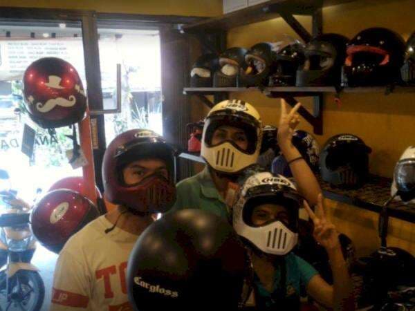 4 Cara Membedakan Helm Cargloss Asli dan Palsu, Awas Ketipu! 4 Cara Membedakan Helm Cargloss Asli dan Palsu, Awas Ketipu!