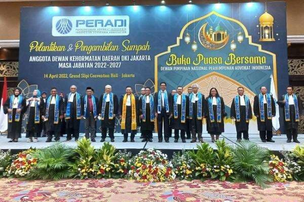 Lantik DK Daerah DKI, Otto: Lamborghini Bukan Tujuan jadi Advokat Lantik DK Daerah DKI, Otto: Lamborghini Bukan Tujuan jadi Advokat