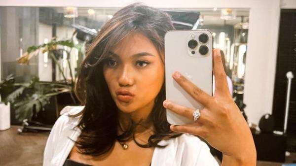 Seksinya Gaya Marion Jola Pose Bibir Manyun, Netizen: Aku Gak Kuat! Seksinya Gaya Marion Jola Pose Bibir Manyun, Netizen: Aku Gak Kuat!