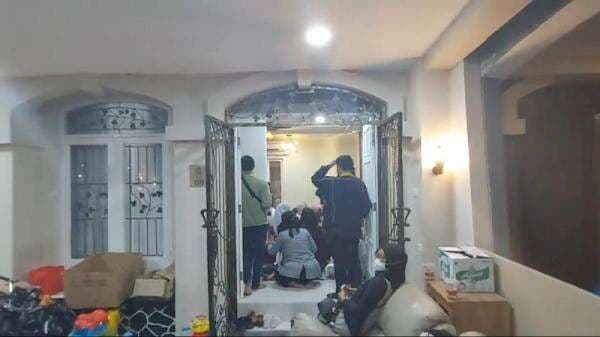 Faisal Bikin Syukuran Rumah Baru Gala Sky, Undang Keluarga dan Anak Yatim Buka Puasa Bersama Faisal Bikin Syukuran Rumah Baru Gala Sky, Undang Keluarga dan Anak Yatim Buka Puasa Bersama