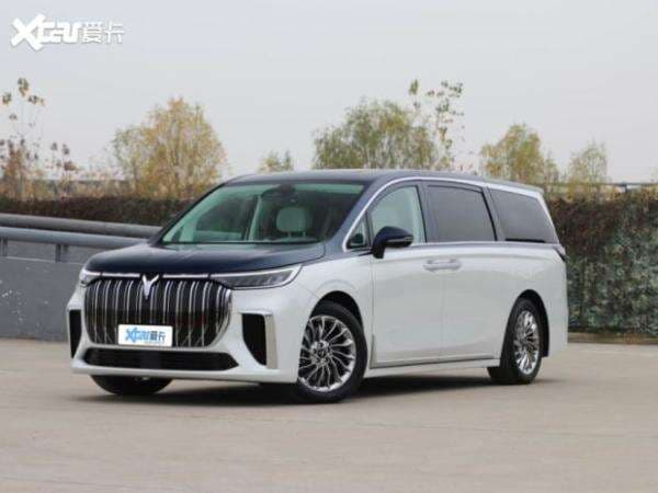 Mirip Toyota Alphard, China Kenalkan Mobil MPV Keluarga Terkencang di Dunia Mirip Toyota Alphard, China Kenalkan Mobil MPV Keluarga Terkencang di Dunia