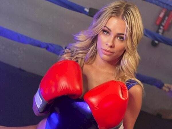 Pendapatan dari UFC Kurang, Petarung Wanita Paige VanZant Bikin Situs OnlyFans