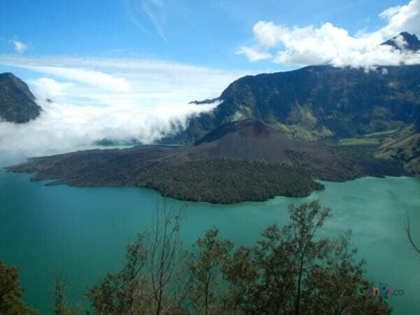 Naik Gunung Rinjani Lewat Jalur Aik Berik, Perhatikan Hal Ini