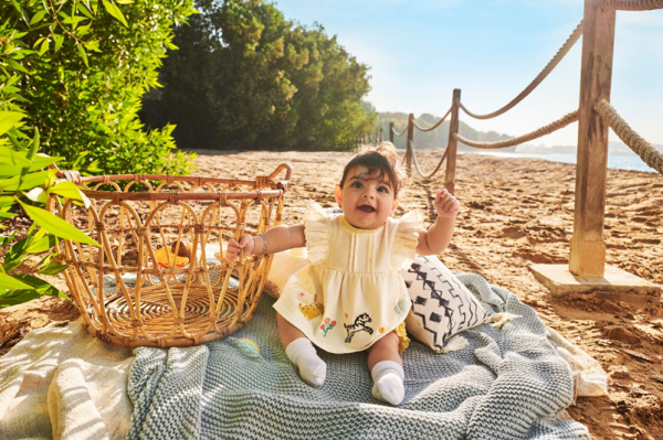 Baru di Minggu Ini: Tips Padu Padan Busana Anak dari Babyshop, Kolaborasi Starbucks dan LINE FRIENDS, Hingga Kampanye Ramadan dari Downy