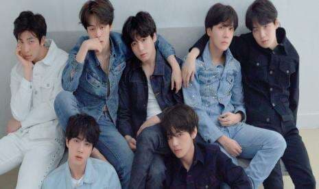 Lirik Lagu "Fake Love" - BTS Beserta Terjemahannya Lirik Lagu "Fake Love" - BTS Beserta Terjemahannya