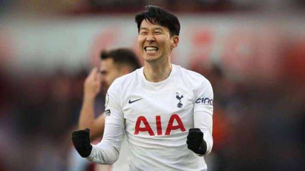 Top Skor Liga Inggris: Son Heung-min Pepet Mohamed Salah yang Seret Gol Top Skor Liga Inggris: Son Heung-min Pepet Mohamed Salah yang Seret Gol