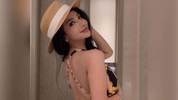 7 Potret Terbaru Siva Aprilia yang Makin Hot, Awas Gagal Fokus! 7 Potret Terbaru Siva Aprilia yang Makin Hot, Awas Gagal Fokus!