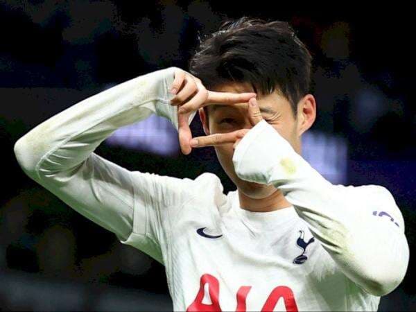 Bawa Tottenham Bantai Arsenal, Son Heung-min Bikin Posisi Salah Terancam Bawa Tottenham Bantai Arsenal, Son Heung-min Bikin Posisi Salah Terancam