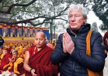 5 Fakta Richard Gere Masuk Agama Buddha, Bermula dari Perjalanan ke Nepal