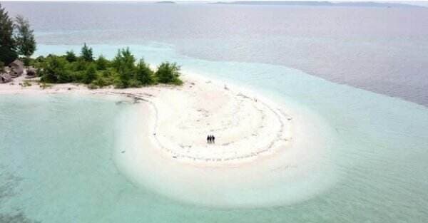 Mengenal Keindahan Banggai Laut yang Tersembunyi di Sulawesi Tengah, Ada Apa Saja?