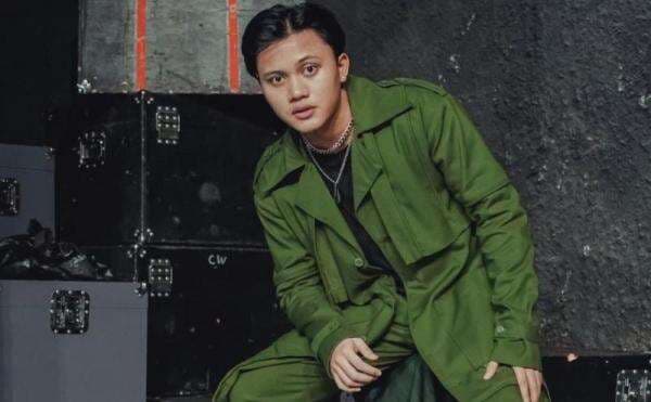 Lirik dan Makna Lagu Hingga Tua Bersama Rizky Febian, Pernah Viral di TikTok Lirik dan Makna Lagu Hingga Tua Bersama Rizky Febian, Pernah Viral di TikTok