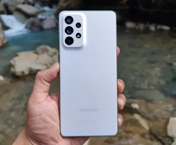 Pengalaman Bikin Konten Outdoor dengan Galaxy A73 5G di Curug Leuwi Hejo Pengalaman Bikin Konten Outdoor dengan Galaxy A73 5G di Curug Leuwi Hejo