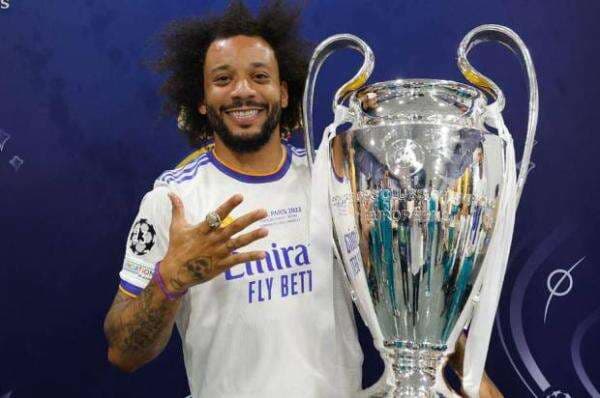 Setelah Persembahkan 25 Trofi, si Kribo Marcelo Tinggalkan Real Madrid! Setelah Persembahkan 25 Trofi, si Kribo Marcelo Tinggalkan Real Madrid!