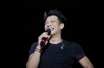 7 Potret Rumah Ariel NOAH, Hunian Mewah Penyalur Hobi 7 Potret Rumah Ariel NOAH, Hunian Mewah Penyalur Hobi